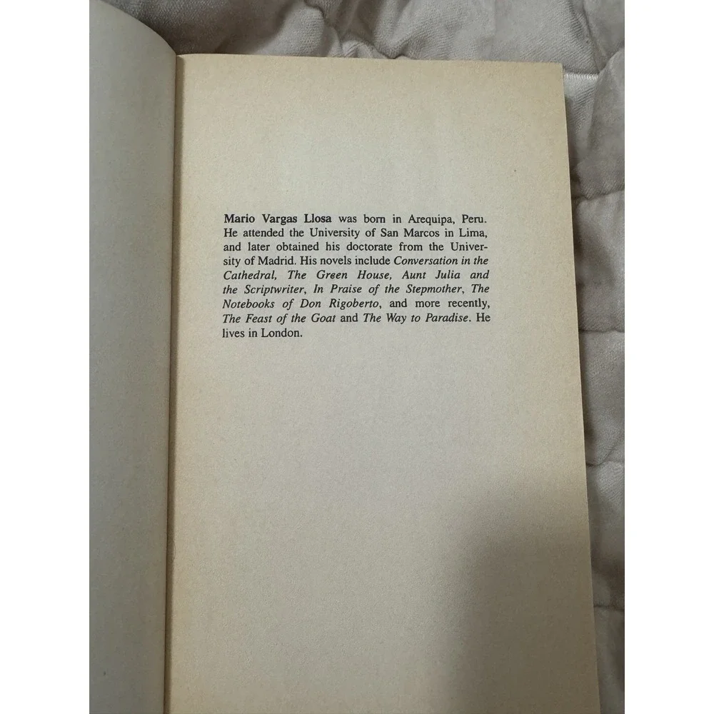 The Green House - paperback Vargas Llosa, Mario